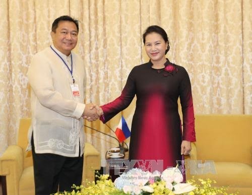 阮氏金银会见东帝汶国民议会议长和菲律宾众议长 - ảnh 1