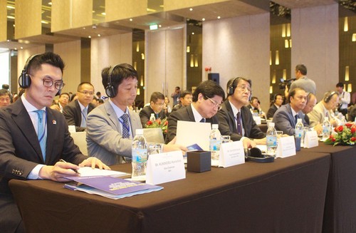 “日本会晤：中南部地区”座谈会在庆和省举行 - ảnh 1