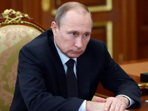 俄罗斯总统选举：普京亲自递交参加2018年总统选举的文件 - ảnh 1