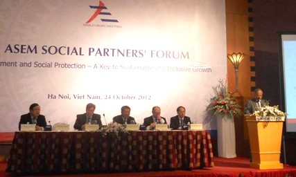 Forum der Sozialpartner der ASEM-Mitgliedsländer in Hanoi eröffnet - ảnh 1