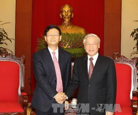 Der KPV-Generalsekretär empfängt den chinesischen Polizeiminister Meng Jianzhu  - ảnh 1