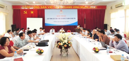 Seminar „Volksabstimmungsgesetz – einige Fragen in Theorie und Praxis“ in Hanoi - ảnh 1