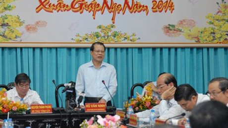 Vizepremierminister Vu Van Ninh trifft Leiter der Provinz Ben Tre - ảnh 1