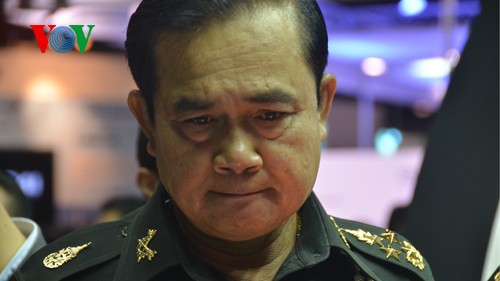 Thailändische Armee verhängt Ausnahmezustand - ảnh 1