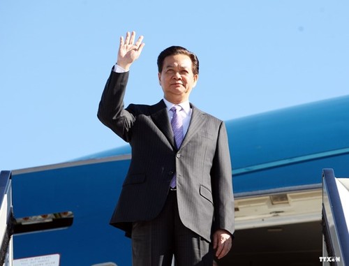 Premierminister Nguyen Tan Dung reist nach Myanmar für ASEAN-Gipfel - ảnh 1