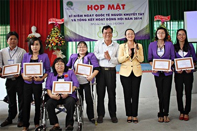 Vietnam feiert den Internationalen Tag der Behinderten - ảnh 1