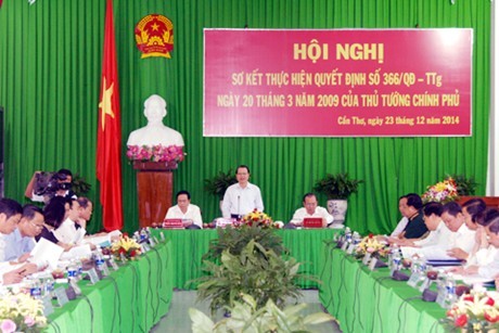 Vizepremierminister Vu Van Ninh bei Zwischenbilanzkonferenz zum Ausbau der Stadt Can Tho - ảnh 1