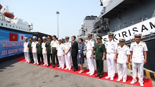 Vietnamesische und japanische Marine verstärken die Zusammenarbeit - ảnh 1