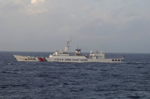 Japan berichtet über bewaffnete chinesische Schiffe in der Nähe der umstrittenen Inseln - ảnh 1
