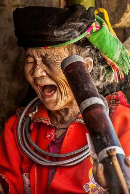 Kulturelle Vielfältigkeit Vietnams in Augen eines französischen Fotografen - ảnh 9