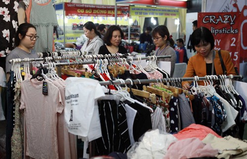 Vietnamesische Textilindustrie entwickelt sich gut in diesem Jahr - ảnh 1