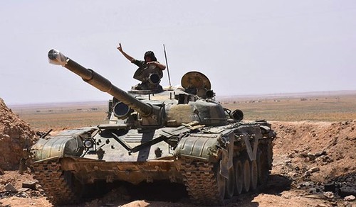 Syrische Armee befreit noch einen Teil im Südosten Rakkas - ảnh 1