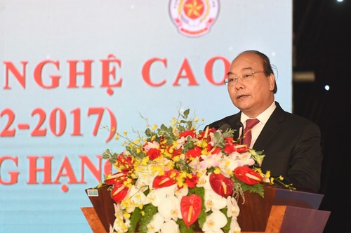 Der Premierminister nimmt an der 15. Jahrfeier der Gründung der Hochtechnologiezone von Ho Chi Minh  - ảnh 1