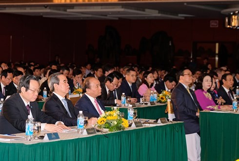 Der Premierminister nimmt an „Hanoi 2018 – Investitions- und Entwicklungszusammenarbeit“ teil - ảnh 1