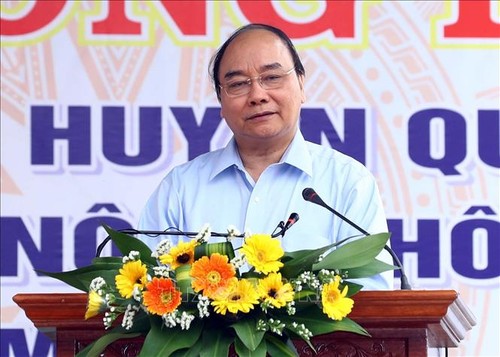 Premierminister Nguyen Xuan Phuc würdigt Gemeinde Que Phu bei Neugestaltung ländlicher Räume - ảnh 1