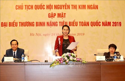 Parlamentspräsidentin Nguyen Thi Kim Ngan empfängt Delegation von Kriegsversehrten - ảnh 1