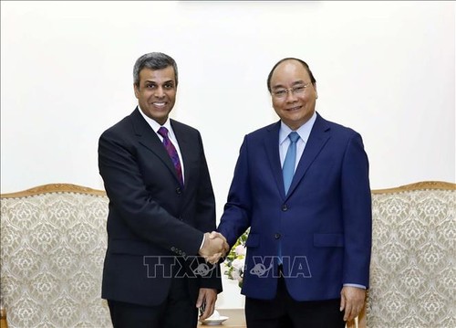 Premierminister Nguyen Xuan Phuc empfängt Kuwaits Ölminister Khaled Al Fadhel - ảnh 1