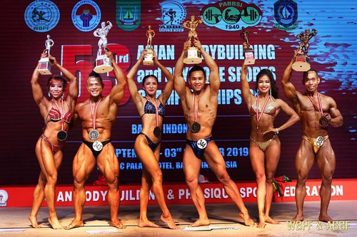 Vietnams Bodybuilding gewinnt mehrere Goldmedaillen bei Asiatischen Bodybuilding- und Fitnessmeisterschaften - ảnh 1