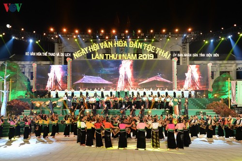Eröffnung des 2. Kulturfesttags der Thai - ảnh 1