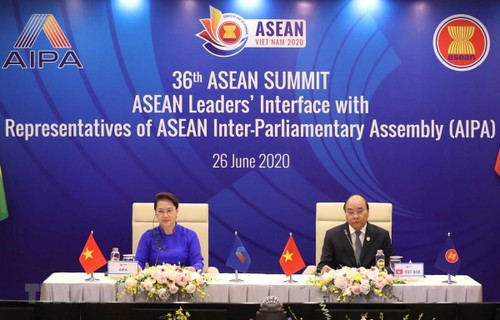 25 Jahre der ASEAN-Mitgliedschaft Vietnams: Vietnam ist ein Spiegel der Werte der ASEAN - ảnh 1