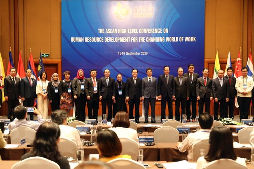 Entwicklung von Arbeitskräften ist eine Bevorzugung der ASEAN - ảnh 1