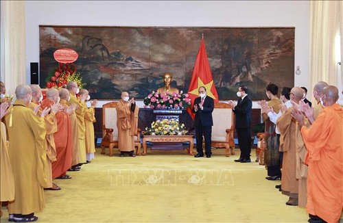 Vietnamesischer Buddhismus spielt eine große Rolle in der Landesverteidigung - ảnh 1
