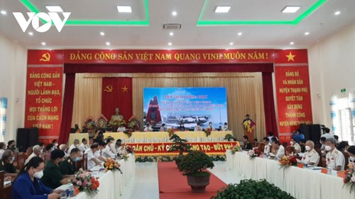 Diskussion über die Eröffnung des Ho-Chi-Minh-Pfads im Meer und Entwicklung von Ben Tre nach Osten - ảnh 1