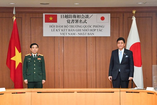 Verteidigungszusammenarbeit zwischen Vietnam und Japan effektiv entwickeln - ảnh 1