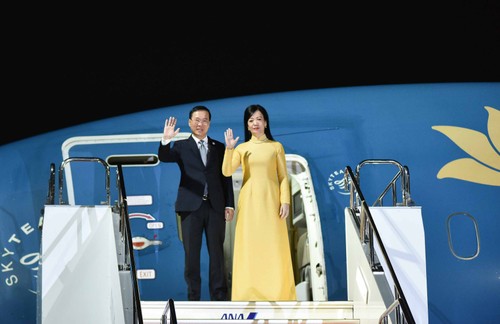 Staatspräsident Vo Van Thuong in Tokio eingetroffen - ảnh 1