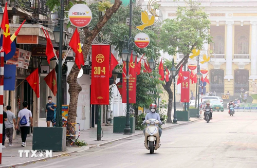 49 Jahre der Landesvereinigung: Kubas Spitzenpolitiker gratulieren Vietnam - ảnh 1