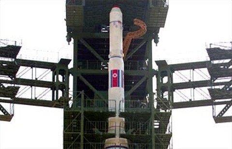  Negara-negara memberikan reaksi  terhadap penundaan rencana peluncuran satelit RDR Korea - ảnh 1