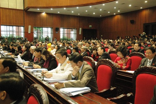 MN Vietnam membahas Rancangan Undang-Undang mengenai Lapangan Kerja - ảnh 1