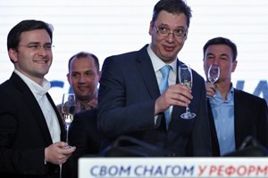 Partai SNS yang berkuasa merebut kemenangan dalam pemilu Parlemen Serbia - ảnh 1
