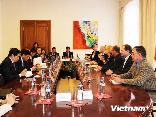 Vietnam-Republik Czech: Memulihkan hubungan langsung antara dua Kementerian Hukum setelah 25 tahun - ảnh 1
