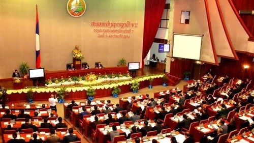 Persidangan pleno ke-8, Parlemen Laos angkatan ke-7 dibuka - ảnh 1