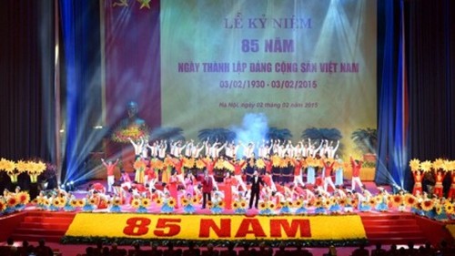 Aktivitas - aktivitas memperingati ultah ke-85 Berdirinya Partai Komunis Vietnam di dalam dan luar negeri - ảnh 1