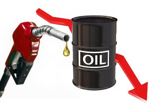 Harga minyak di pasar AS dan dunia serempak turun drastis - ảnh 1