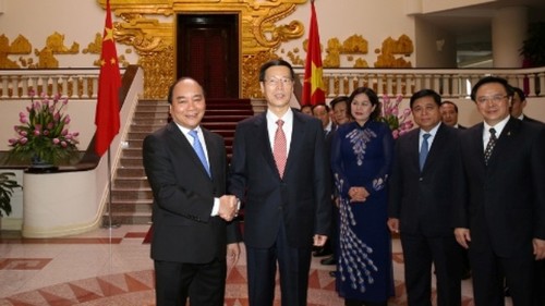 Vietnam dan Tiongkok menyepakati langkah-langkah untuk mendorong hubungan diplomatik berkembang secara sehat dan stabil - ảnh 1
