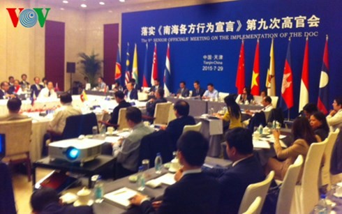 Konferensi ke-9 SOM ASEAN-Tiongkok tentang DOC - ảnh 1