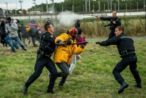 Perancis dan Inggris berkoordinasi menangani krisis migran - ảnh 1