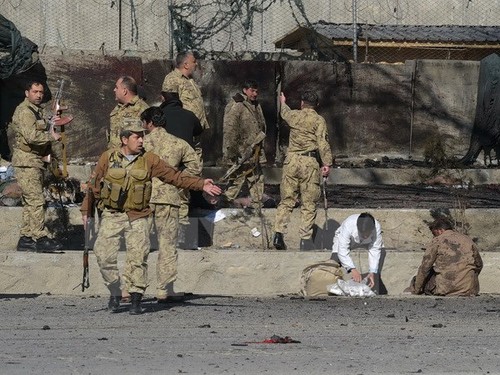 Terjadi serangan bom bunuh diri di Ibukota Kabul, Afghanistan, sehingga menimbulkan banyak korban - ảnh 1