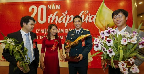 Memperingati ultah ke-20 Hadiah Pemuda Vietnam yang tipikal - ảnh 1