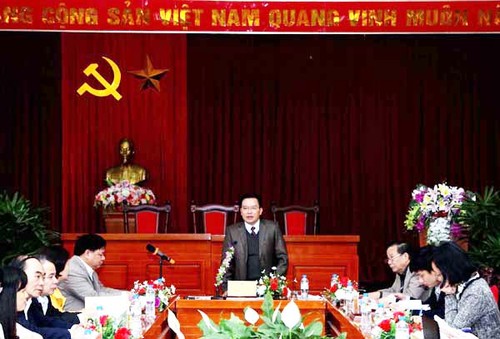Memeriksa pekerjaan persiapan pemilihan anggota MN Vietnam angkatan ke-14 dan anggota Dewan Rakyat berbagai tingkat masa bakti 2016-2021 di daerah-daerah - ảnh 1