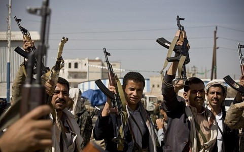 Pasukan Pemerintah Yaman memperkuat serangan terhadap kaum pembangkang Houthi - ảnh 1