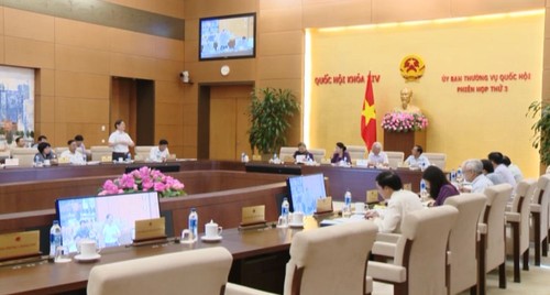 Komite Tetap MN Vietnam membahas RUU mengenai Pariwisata (amandemen) - ảnh 1