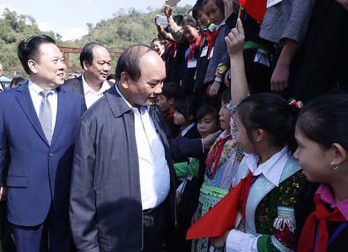 PM Vietnam, Nguyen Xuan Phuc melakukan kunjungan kerja di provinsi Cao Bang - ảnh 1