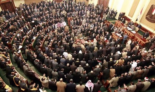 Parlemen Mesir menentang kerujukan dengan MB - ảnh 1
