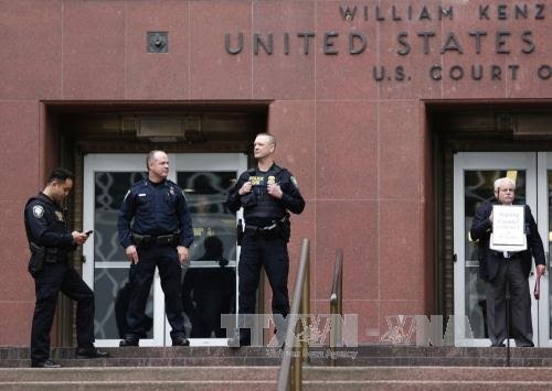  Pengadilan AS terus mempelajari dekrit larangan imigrasi - ảnh 1