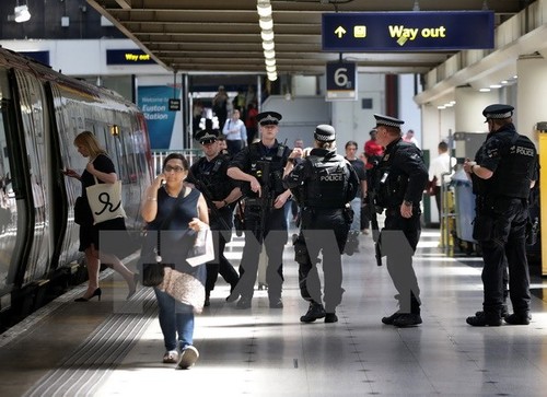 Inggris merupakan negara yang ada bahaya tertinggi tentang serangan teror di Eropa Barat - ảnh 1