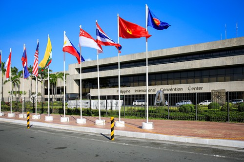  ASEAN membahas persiapan untuk KTT yang akan datang - ảnh 1